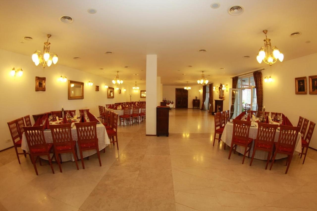 Monterai Resort 포이아나브라소프 외부 사진